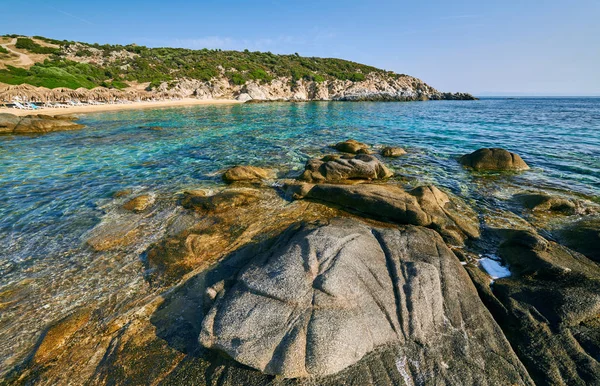 Vacker Strand Och Klippiga Kustlandskap Sithonia Grekland — Stockfoto