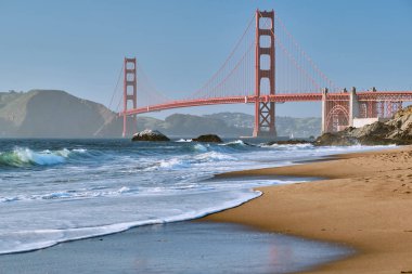 Golden Gate Köprüsü manzarası Baker Beach, San Francisco, California, ABD