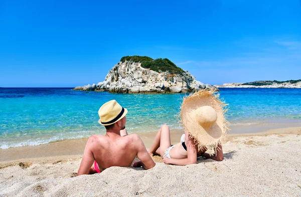 Couple Sur Plage Sithonia Grèce — Photo