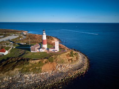 Montauk deniz feneri ve plaj havadan vurdu