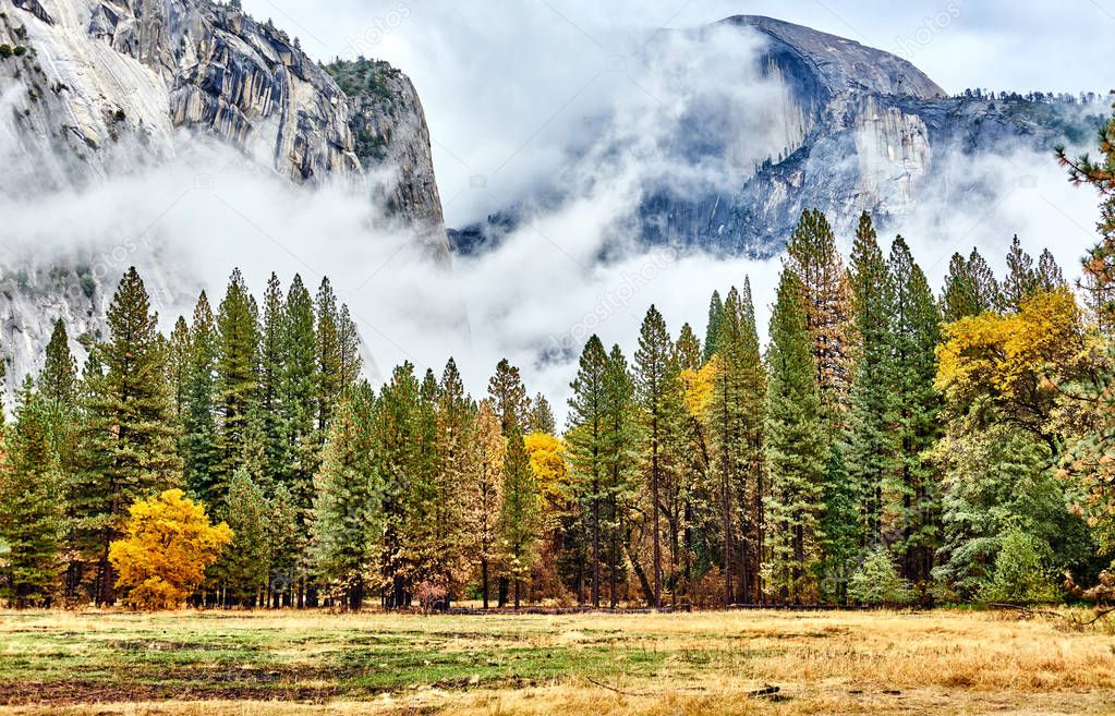 Yosemite Valley at cloudy autumn morning 