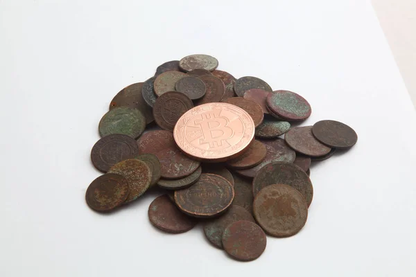 Monety Bitcoin Monety Rosyjskie — Zdjęcie stockowe