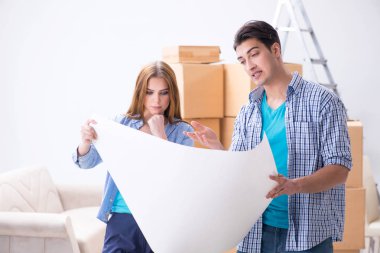 Genç aile planlama evi çizim ile yenileme