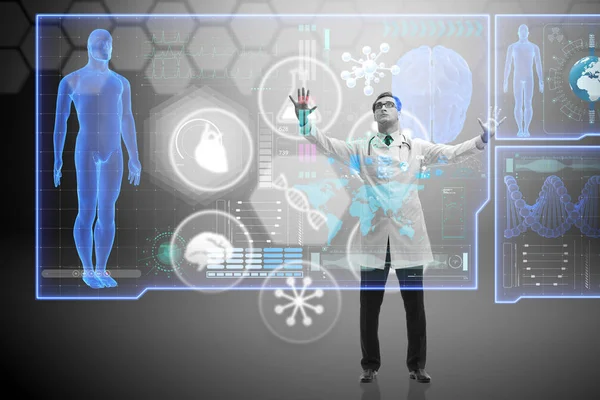 Concepto de telemedicina con el médico presionando botones virtuales — Foto de Stock