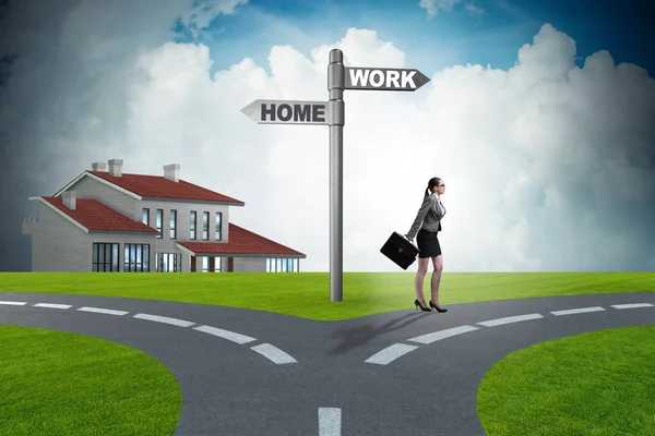Affärsidé om arbetsliv eller balans i hemmet — Stockfoto