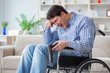 Engelli öğrenci çaresiz ve intihar ediyor.