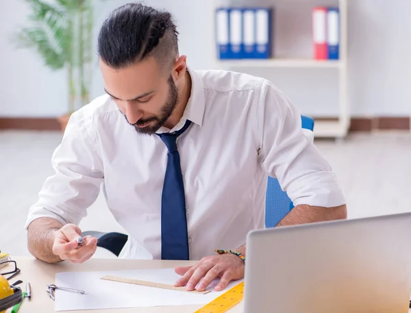 Architekt Arbeitet Seinem Atelier Neuem Projekt — Stockfoto