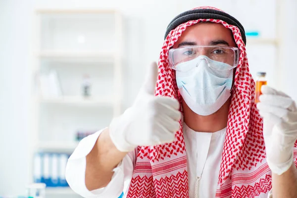 Arab chemist working in the lab office — Stock Photo, Image