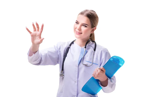 Jovem médico isolado no fundo branco — Fotografia de Stock