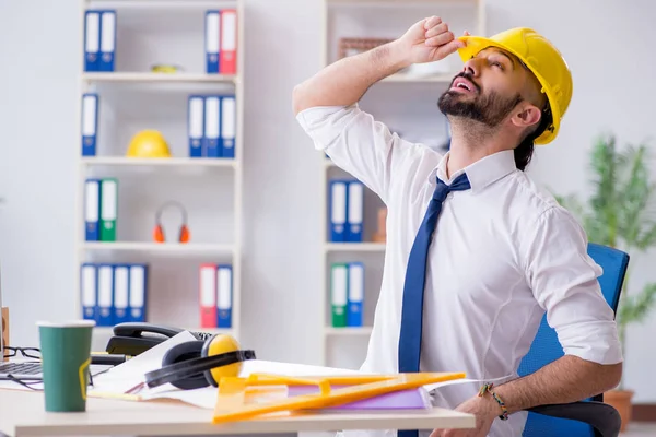 Arquiteto Trabalhando Seu Estúdio Novo Projeto — Fotografia de Stock