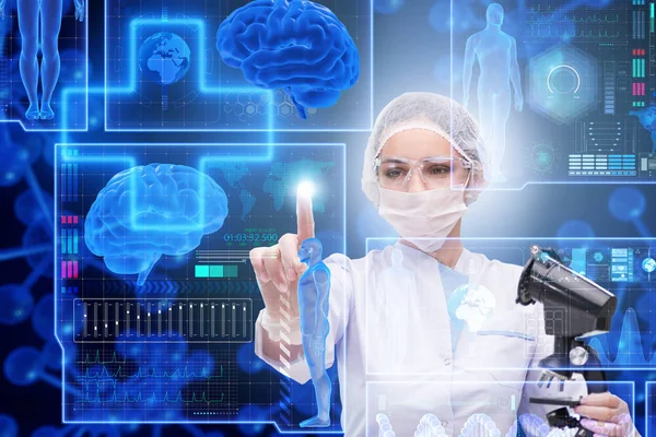 Kvinna läkare i telemedicin futuristiska koncept — Stockfoto