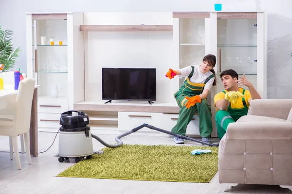 Cleaning professional contractors working at house — Stock Photo, Image