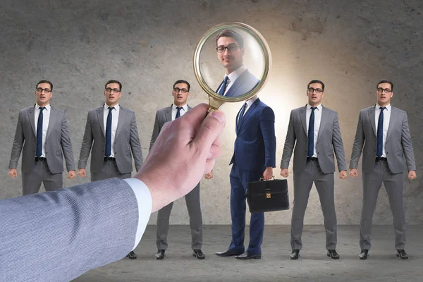 Seçili çalışanın işe alım ve istihdam kavramı