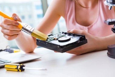 Sabit disk onarımı ve onarım ile veri kurtarılması