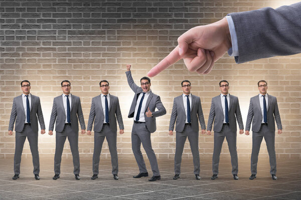 Концепция найма и трудоустройства с выбранным сотрудником