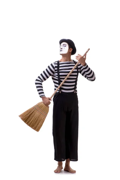 MIME met bezem geïsoleerd op witte achtergrond — Stockfoto