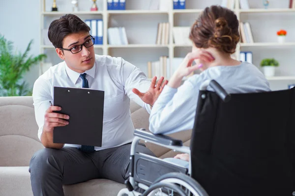 Hastanın psikoterapiste gidip sonuçlarıyla ilgilenmesi.