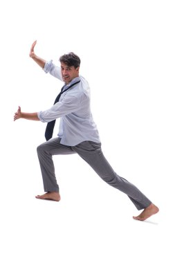 Yalınayak iş adamı beyaz arka planda izole edilmiş.