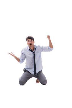 Yalınayak iş adamı beyaz arka planda izole edilmiş.