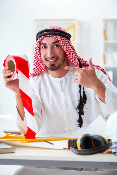 Arab engineer working on new project — Stock Photo, Image