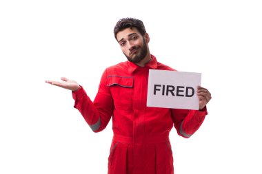 Tulumlu ve mesajı beyaz üzerine izole edilmiş bir adam.