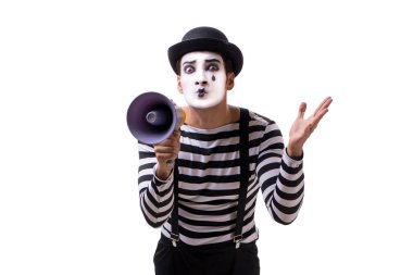 Beyaz arka plan üzerinde izole megafon ile mim