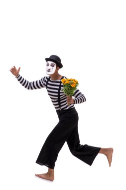 Beyazlara saklanmış bir demet çiçekli pandomim