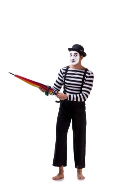 Beyaz arkaplanda şemsiyesi olan pandomim