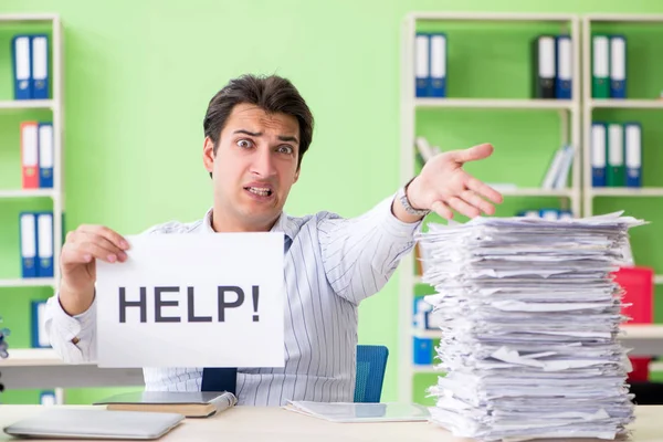 Businessman having problems with paperwork and workload — Stock Photo, Image