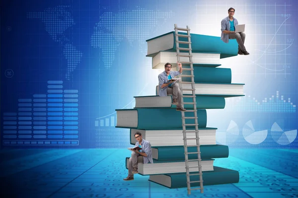 Onderwijs concept met boeken en mensen — Stockfoto