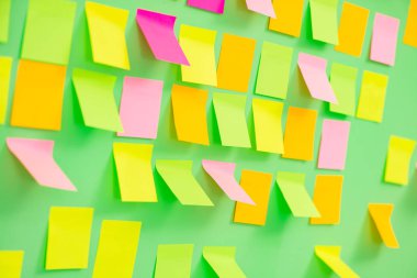 İş konseptinde birçok anımsatıcı