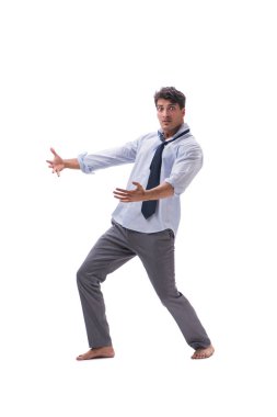 Yalınayak iş adamı beyaz arka planda izole edilmiş.