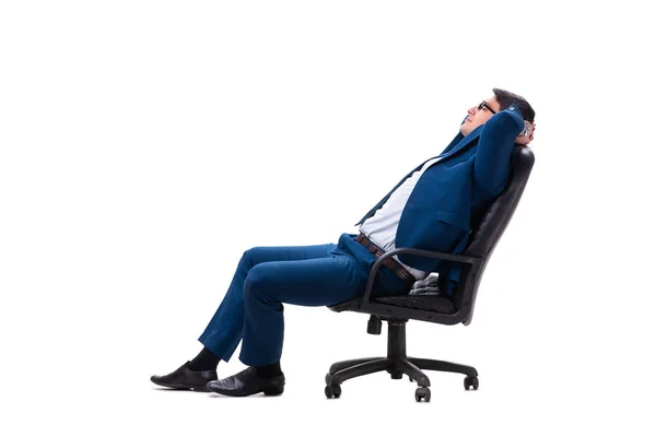 Affärsman som sitter på stol isolerad på vit — Stockfoto