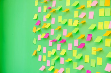 İş konseptinde birçok anımsatıcı