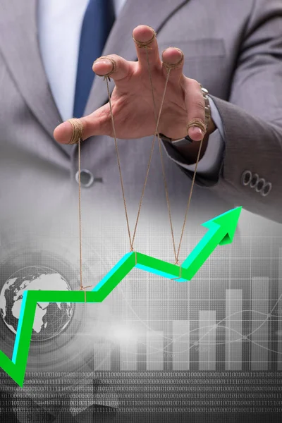 Hand stödja tillväxt diagrammet linje — Stockfoto