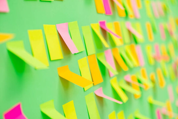 Много напоминаний в бизнес-концепции