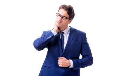 Hasta ve mutsuz iş adamı beyaz arka planda izole edilmiş. 