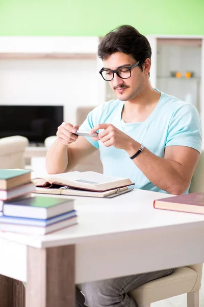 Student preparing for university exams at home — Stock Photo, Image