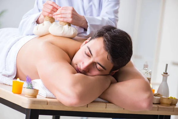 Man in spa enjoying his time — Stock Photo, Image