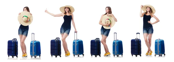 Wanita dengan koper mempersiapkan diri untuk liburan musim panas — Stok Foto