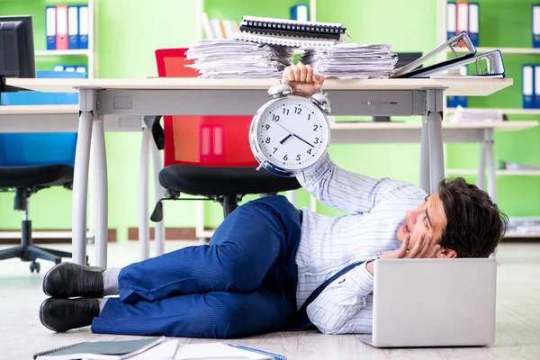 Frustrated businessman stressed from excessive work — Stock Photo, Image