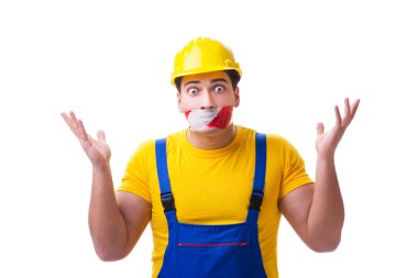 Bantlı tulum giyen komik bir işçi.