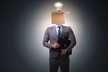 Kutu dışı düşünen iş adamı