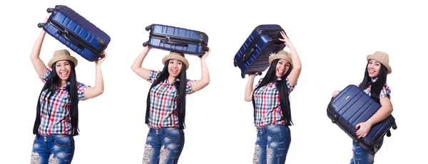 Donna con suitacasi che si prepara per le vacanze estive — Foto Stock