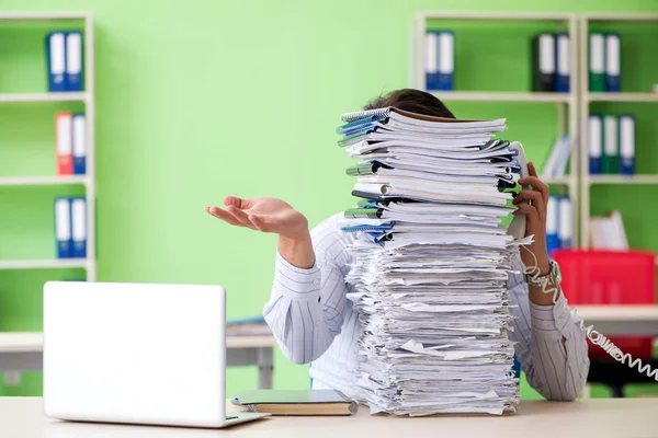 Businessman having problems with paperwork and workload — Stock Photo, Image