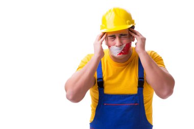 Bantlı tulum giyen komik bir işçi.