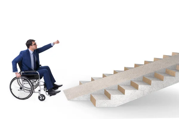 Conceito de acessibilidade com cadeira de rodas para deficientes — Fotografia de Stock
