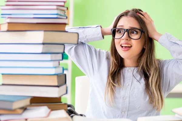 Young Female Student Preparing Exams Many Books — Stock Photo, Image