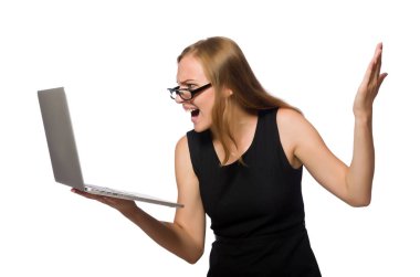 Dizüstü bilgisayarı olan kadın beyazda izole edilmiş. 