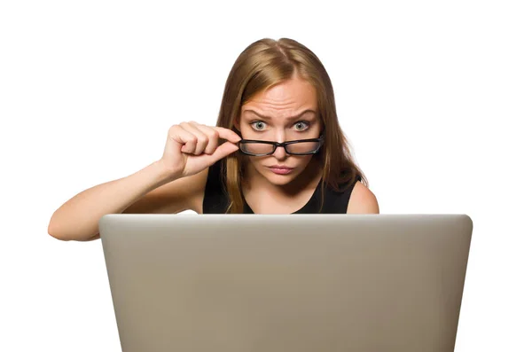 Vrouw met laptop geïsoleerd op wit — Stockfoto